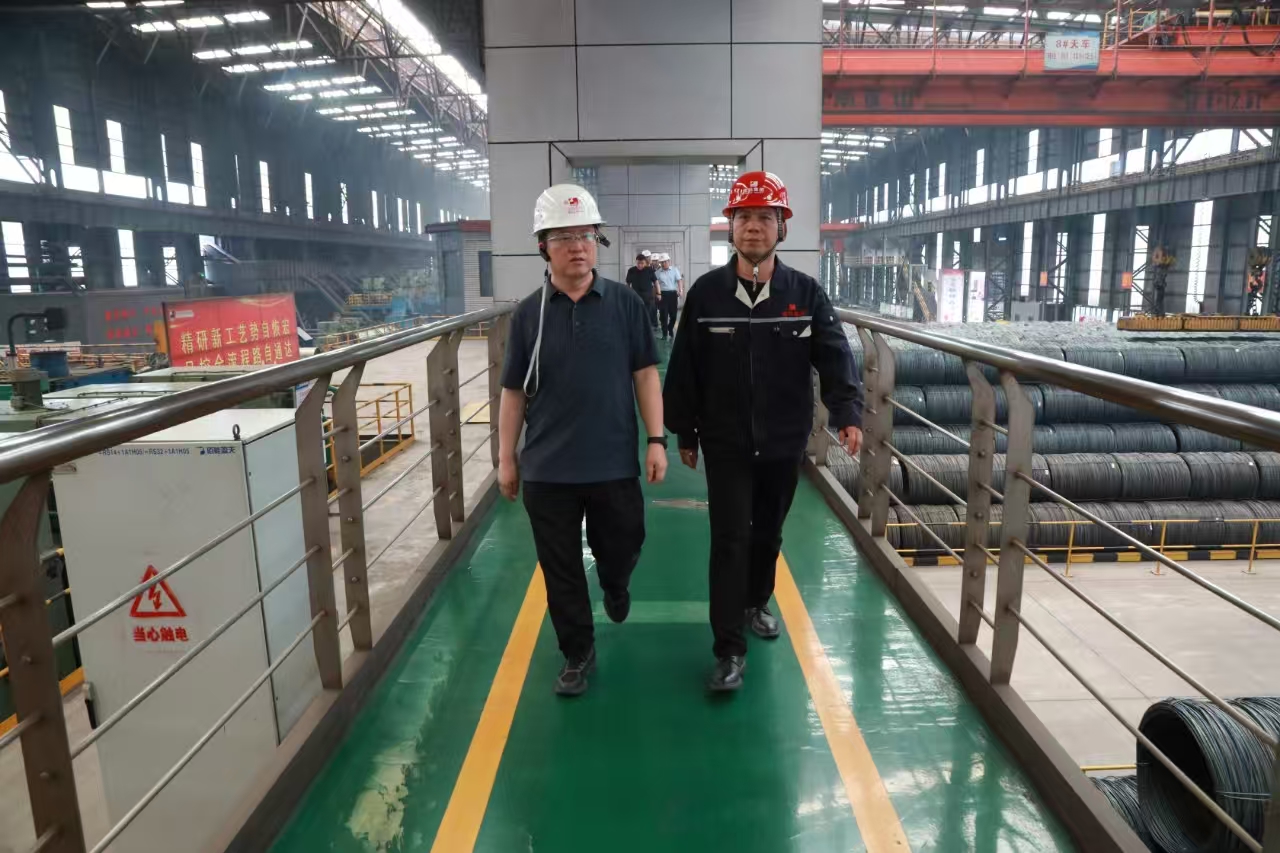 風(fēng)陵渡經(jīng)濟(jì)開發(fā)區(qū)管委會(huì)副主任秦晨林一行來宏達(dá)進(jìn)行考察