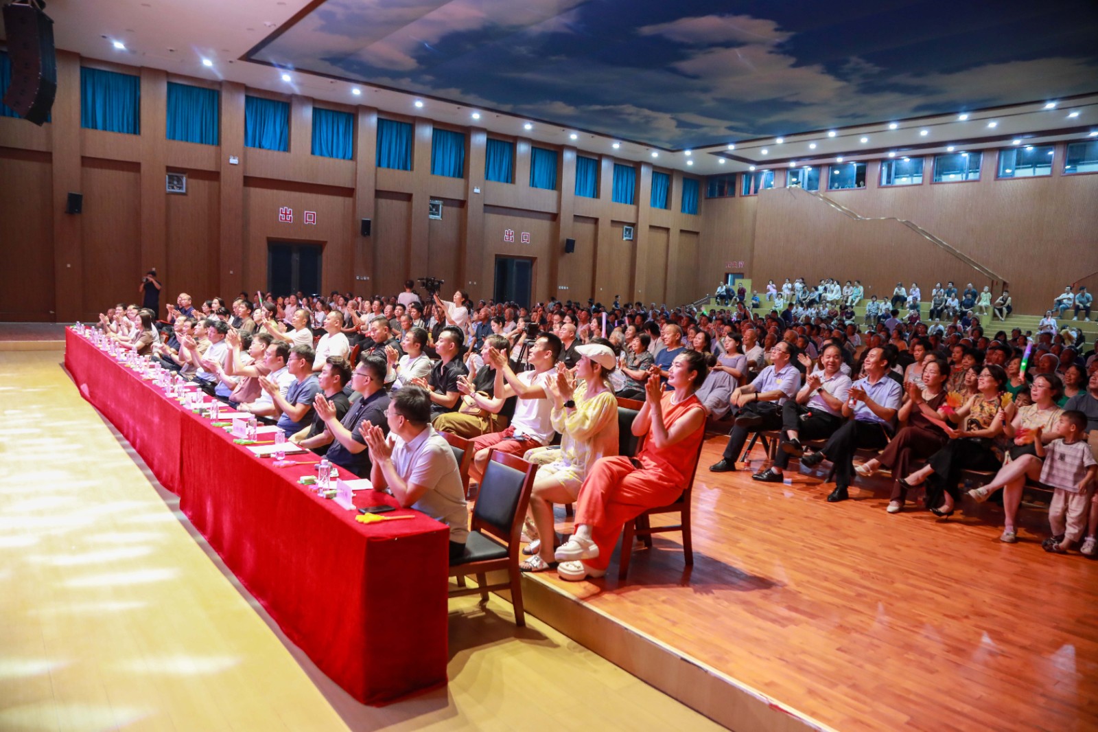 1751963292638610TYxP.jpg 5Y0A0735網(wǎng)站.jpg